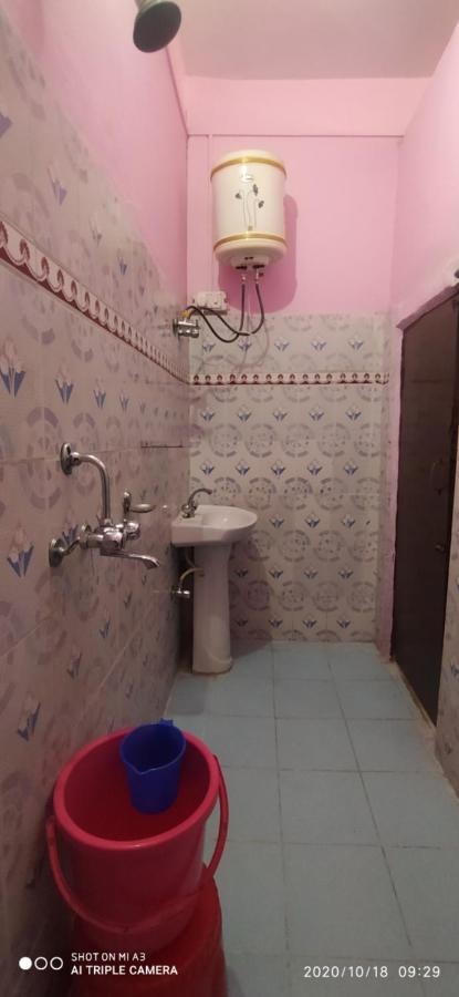Hotel Himalayan Inn Uttarkāshi Kültér fotó