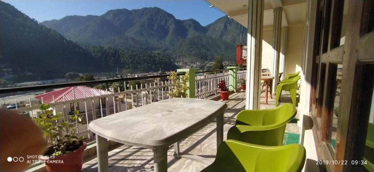 Hotel Himalayan Inn Uttarkāshi Kültér fotó